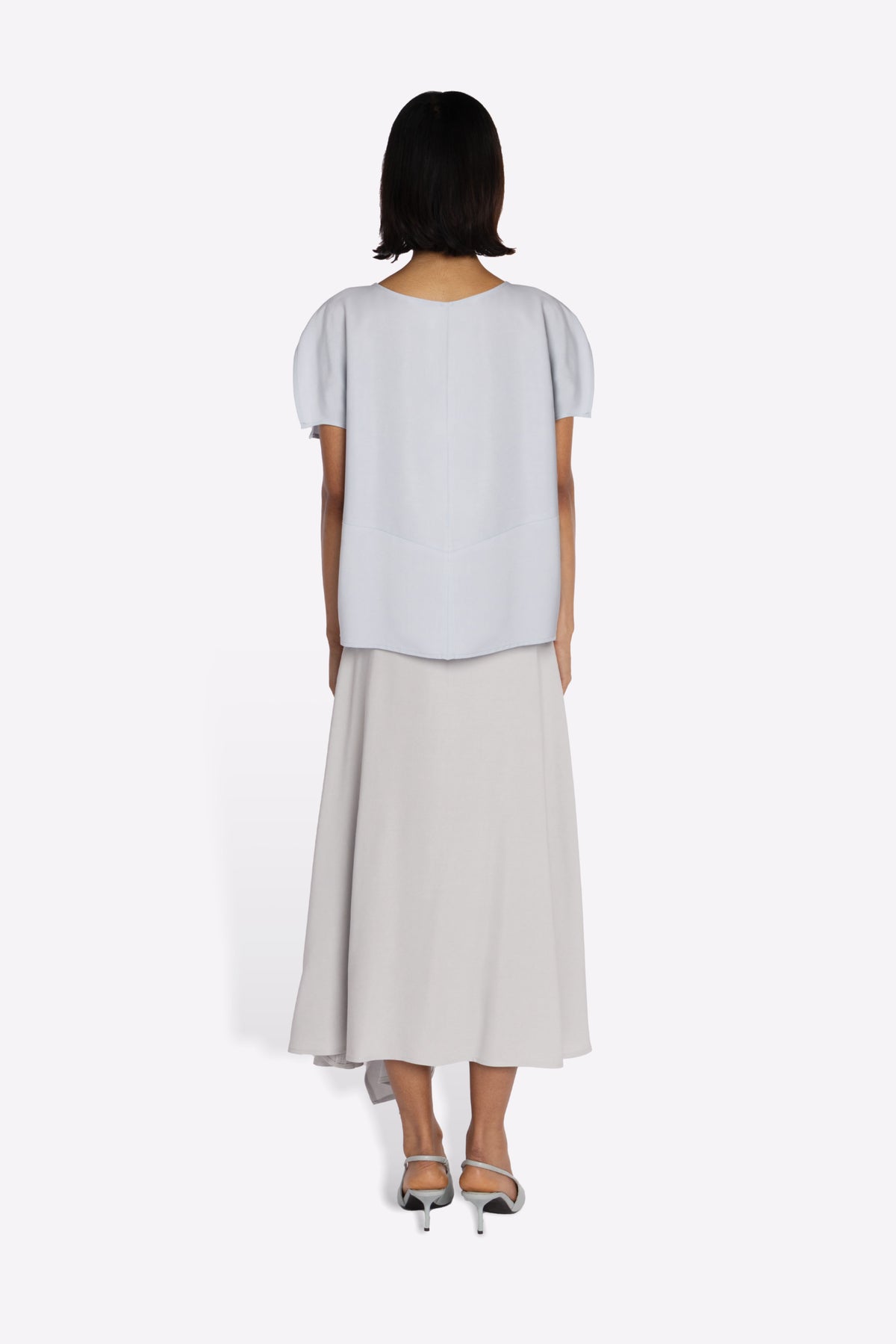 RAJA SKIRT IN GREY MODEL BACK