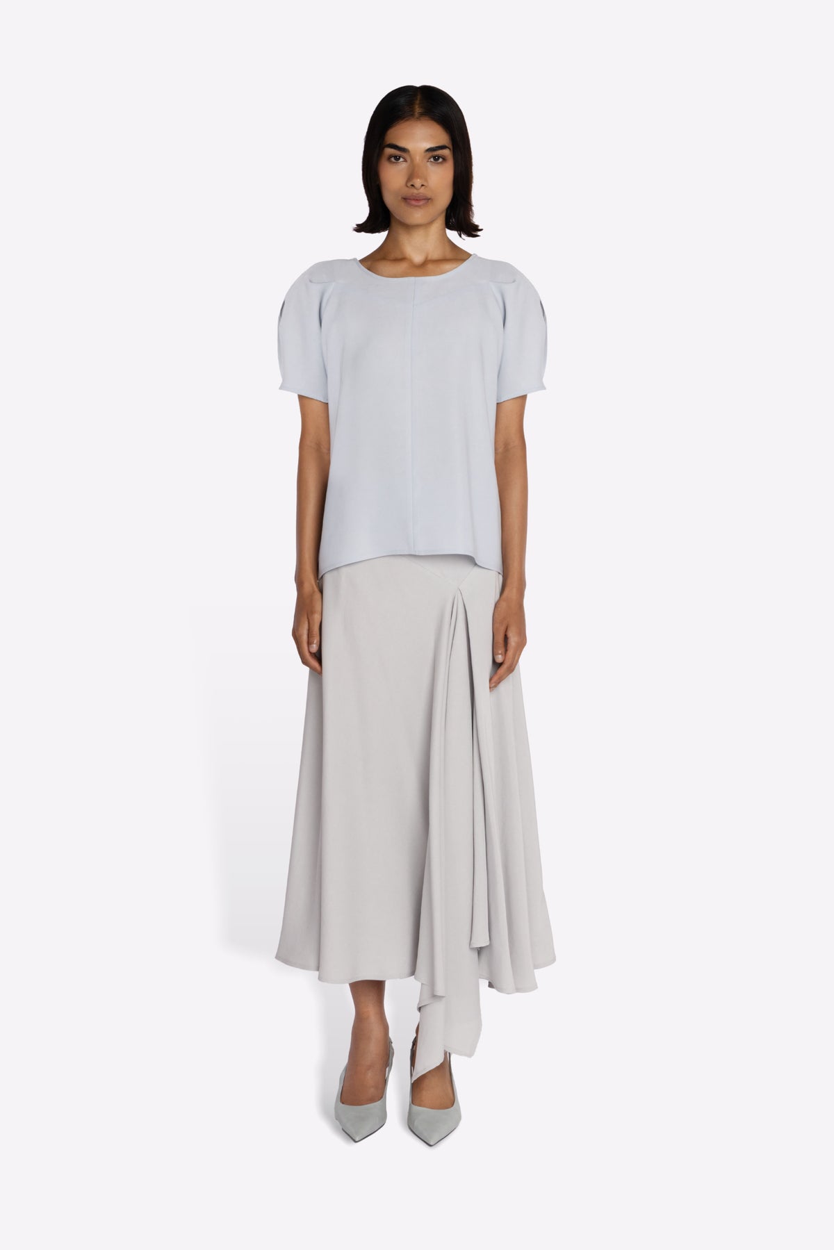 RAJA SKIRT IN GREY MODEL FRONT