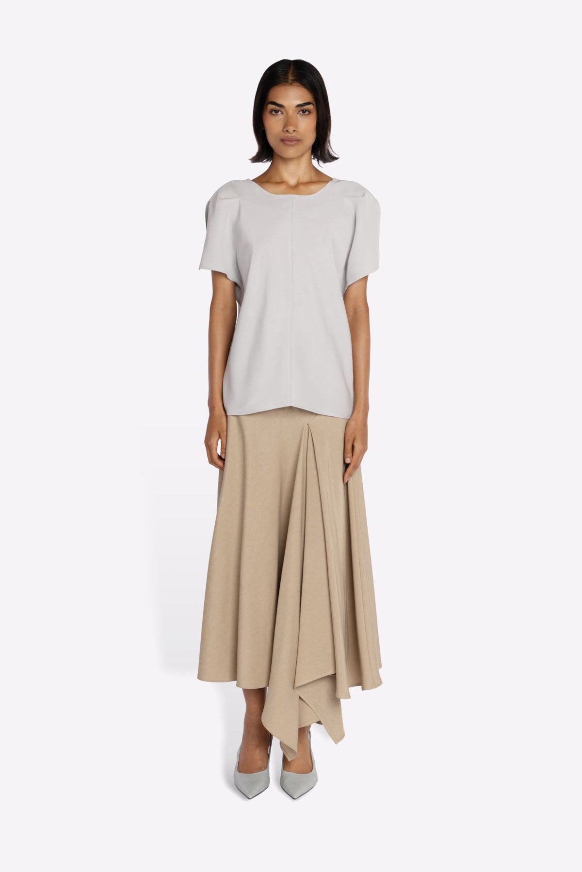 RAJA SKIRT IN TAN MODEL FRONT